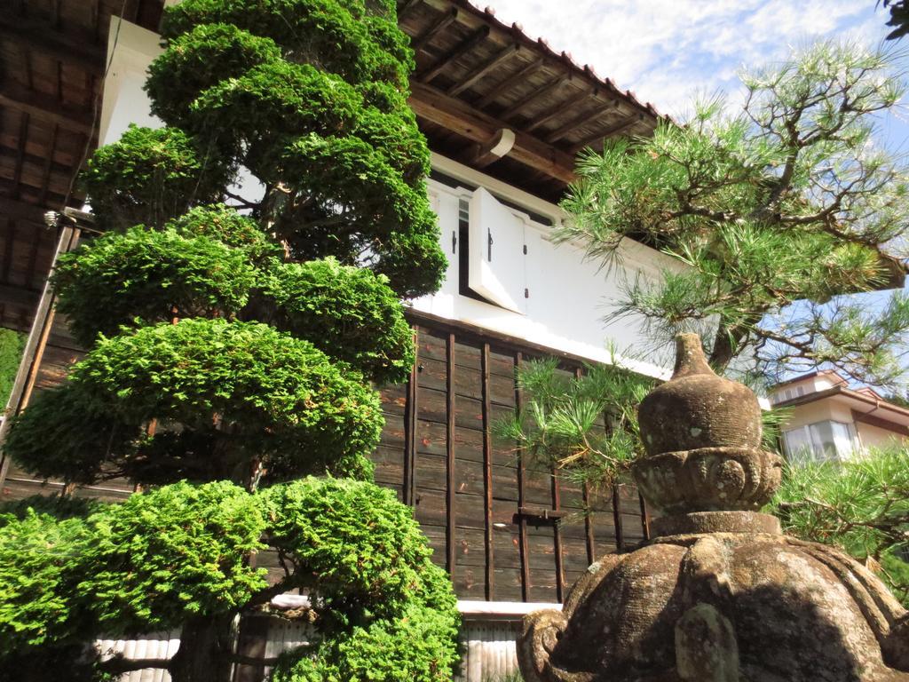 Shitanda Hotel Takayama  Bagian luar foto