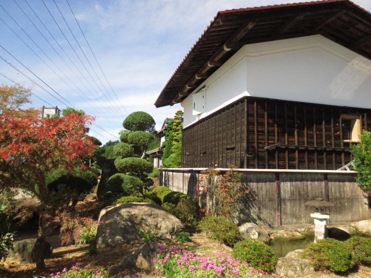 Shitanda Hotel Takayama  Bagian luar foto